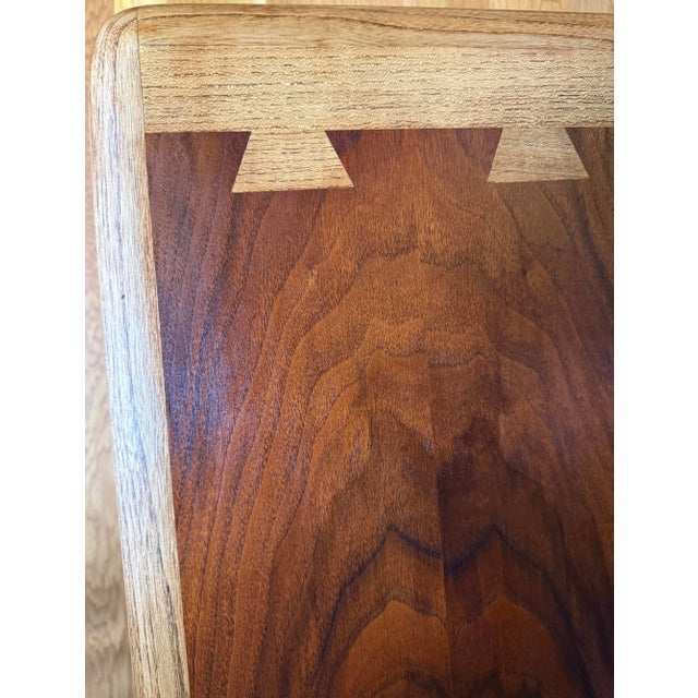 Lane Furniture Lane Acclaim Rectangular Coffee Table For Sale - Image 4 of 12