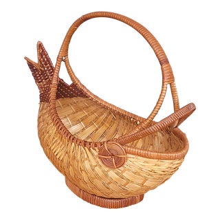 Vintage Fish Shaped Wicker Basket For Sale