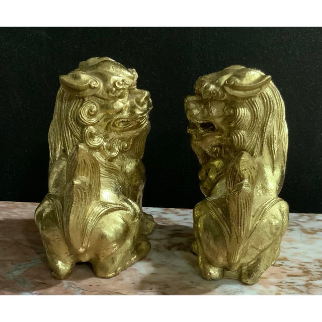 Pair of Chinoiserie Gold Gilt Foo Dog Accents or Bookends by Sadek. Great for Palm Beach Regency or Feng Shui Decor - See Pics! For Sale - Image 9 of 11