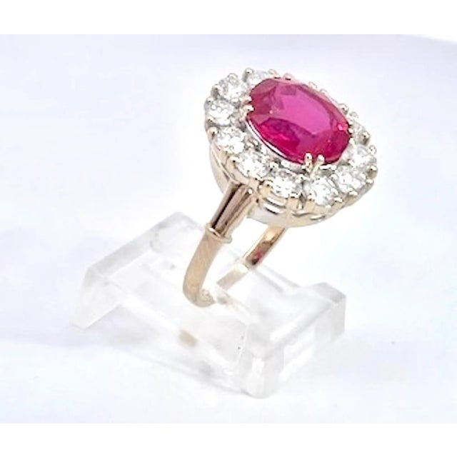 1950s 18k Yellow Gold Ruby Diamond Ring, Size 6 For Sale - Image 10 of 12