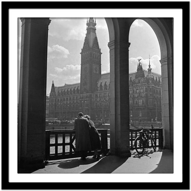 Couple Standing at Colonnade to City Hall Hamburg, Germany 1938, Printed 2021 For Sale - Image 4 of 5