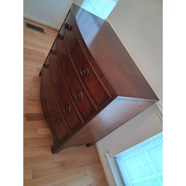 English 1990s Henredon Aston Court Mahogany 5-Drawer Single Dresser For Sale - Image 3 of 10