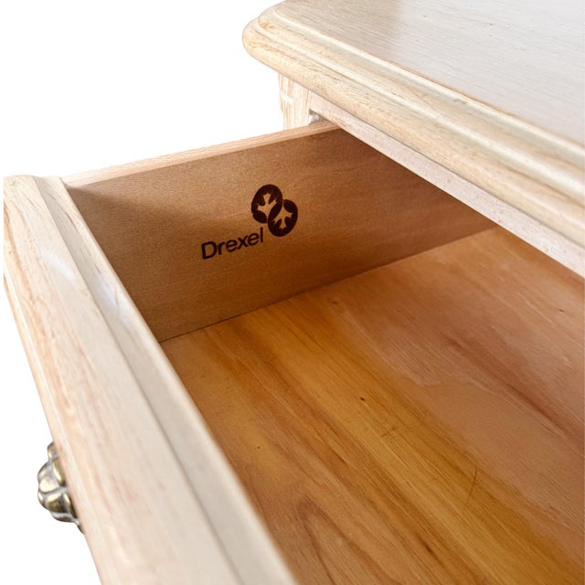 1970s Drexel French Provincial Cabernet Blanc Nightstands or End Tables - A Pair For Sale - Image 10 of 18