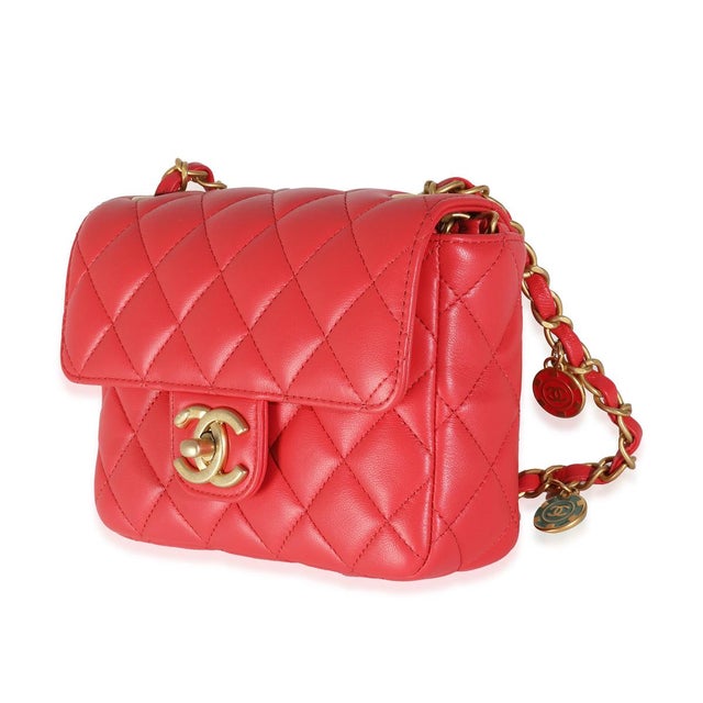 A timeless classic that never goes out of style, the flap bag from Chanel dates back to 1955 and has seen a number of...