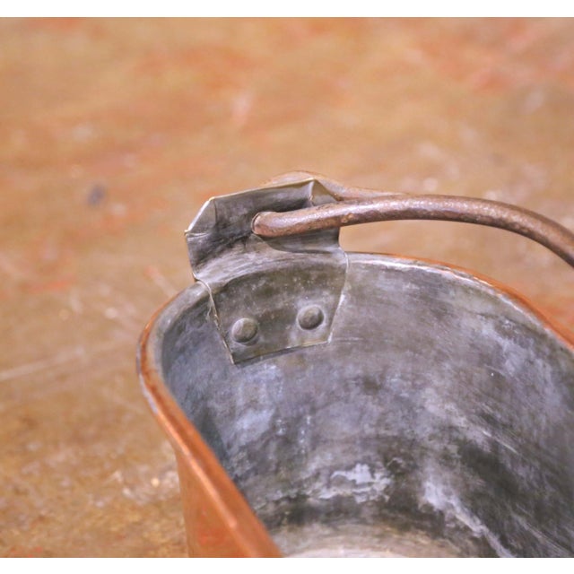 19th Century French Polished Copper Poissonnière With Wrought Iron Handle For Sale In Dallas - Image 6 of 9