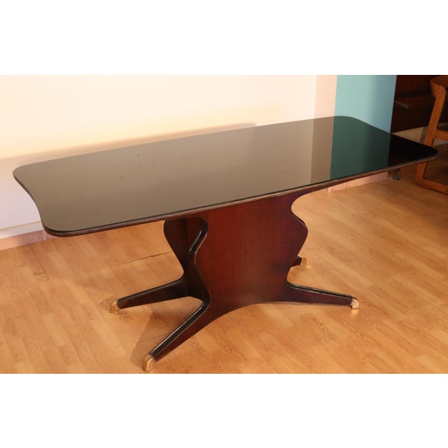 Mahogany and Black Glass Dining Table by Osvaldo Borsani for Fratelli Turri, Italy, 1950s For Sale - Image 6 of 13
