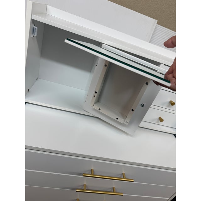White Modern Luxe Make-Up Vanity With Storage For Sale - Image 8 of 12