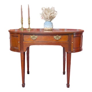 Baker Furniture Vintage Hepplewhite Mahogany Sideboard / Console For Sale