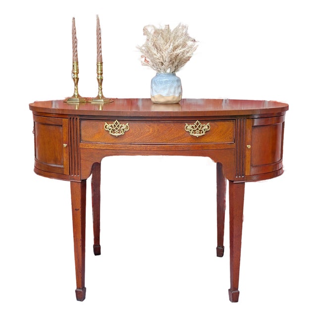 Baker Furniture Vintage Hepplewhite Mahogany Sideboard / Console For Sale