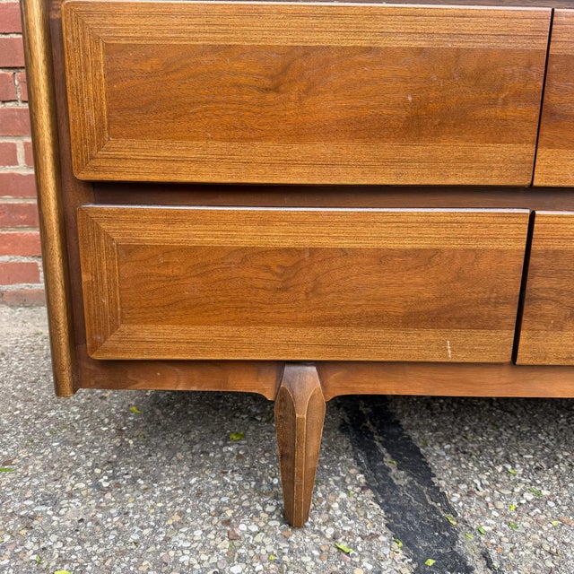 1960s American of Martinsville Lowboy Dresser With Mirror For Sale - Image 9 of 12