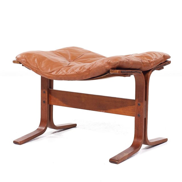 Brown Westnofa Siesta Mid Century Leather and Bentwood Ottoman For Sale - Image 8 of 10