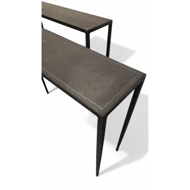 Metal Pair of Early 20th Century Art Déco Jean-Michel Frank-Style Dark Iron Rectangular Consoles With Leather Surface by Comte s.a., Argentina For Sale - Image 7 of 10