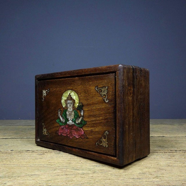 Chinese 1980s Rosewood Mother-of-Pearl Inlaid Four-Armed Guanyin Puzzle / Secret Compartment Box For Sale - Image 3 of 10