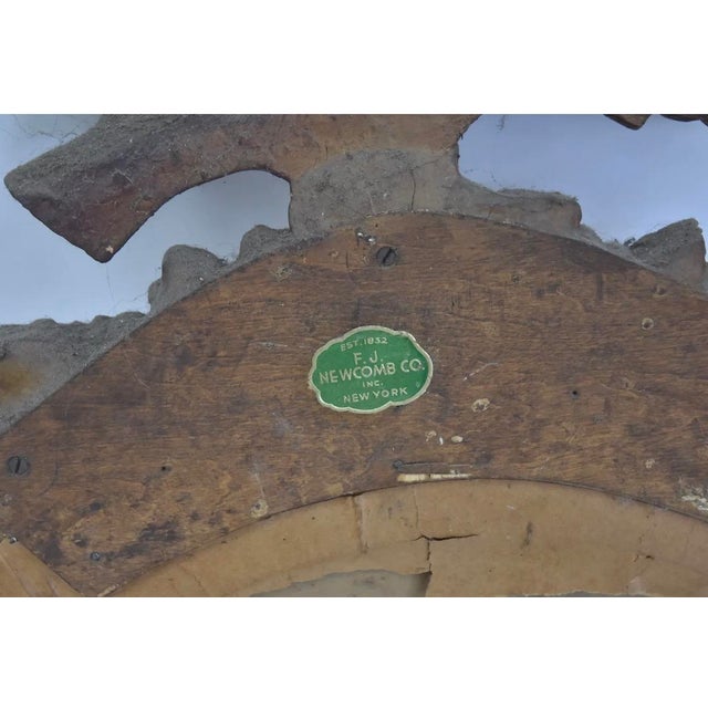 1940s Italian Giltwood Federal Style Bulls Eye Round Mirror - New York Fj Newcomb For Sale - Image 4 of 5