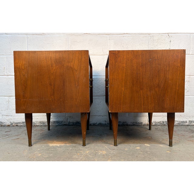 Mid 20th Century Pair of Walnut and Brass Night Stands For Sale - Image 4 of 10