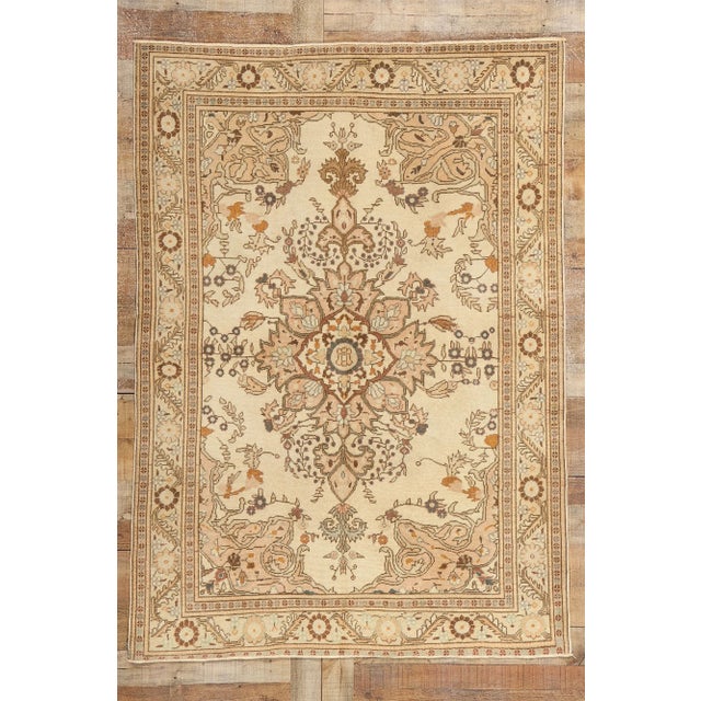 Vintage Turkish Sivas Rug - 04'09 x 06'09 For Sale - Image 9 of 9