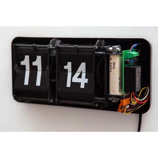 1970s Black and White Large Station Flip Clock, France, 1970s For Sale - Image 5 of 12