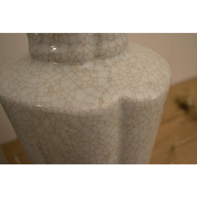 1950s 1950's Hollywood Regency Asian Crackle Ceramic Table Lamps on Wood Bases - A Pair For Sale - Image 5 of 6