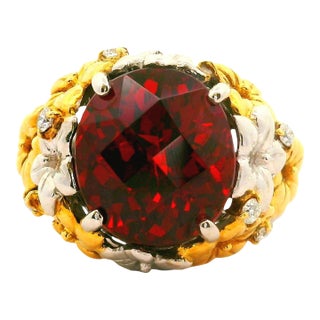 8.41 Carat Garnet Diamond Platinum-18k Yellow Gold Flower Motif Ring, Size 6.5 For Sale