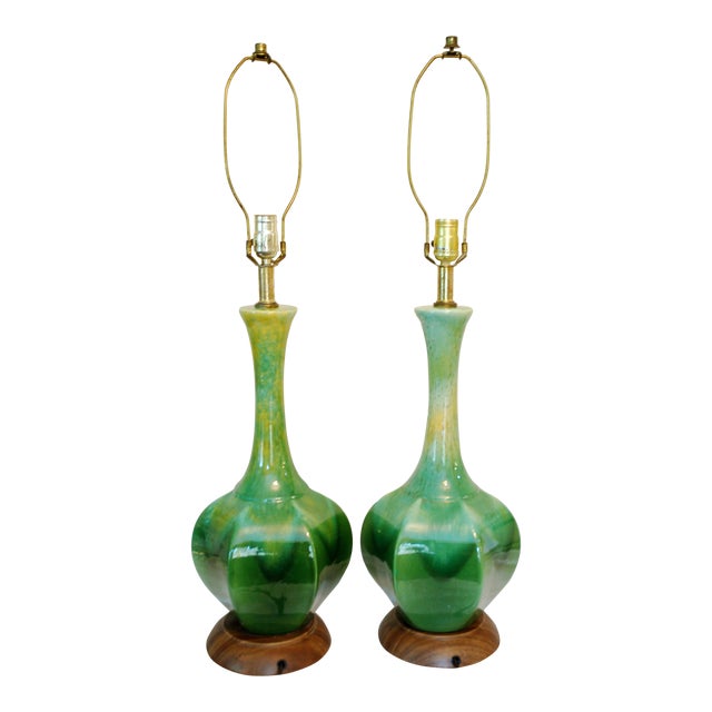 Mid-Century Modern Green Table Lamps - A Pair | Chairish