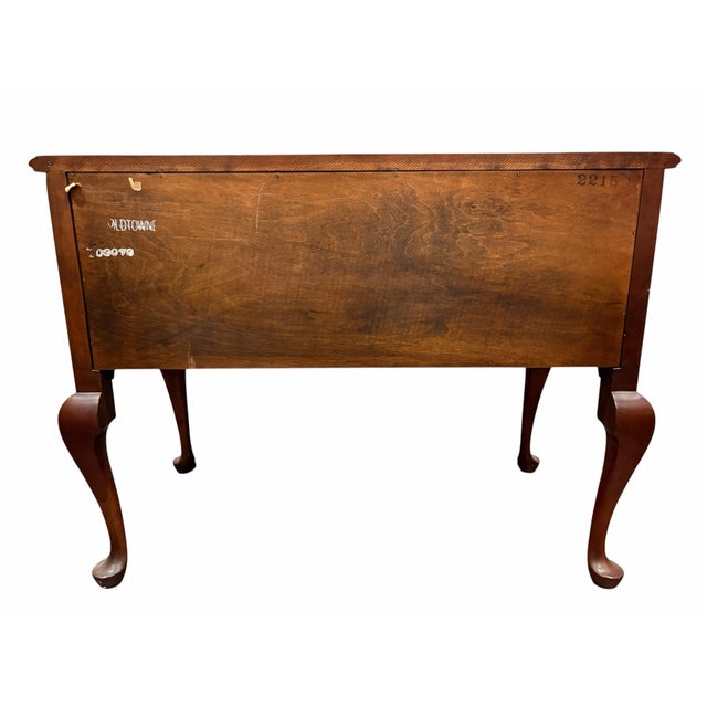 Statton Furniture 1970s Statton Queen Anne Style Cherry Lowboy For Sale - Image 4 of 7