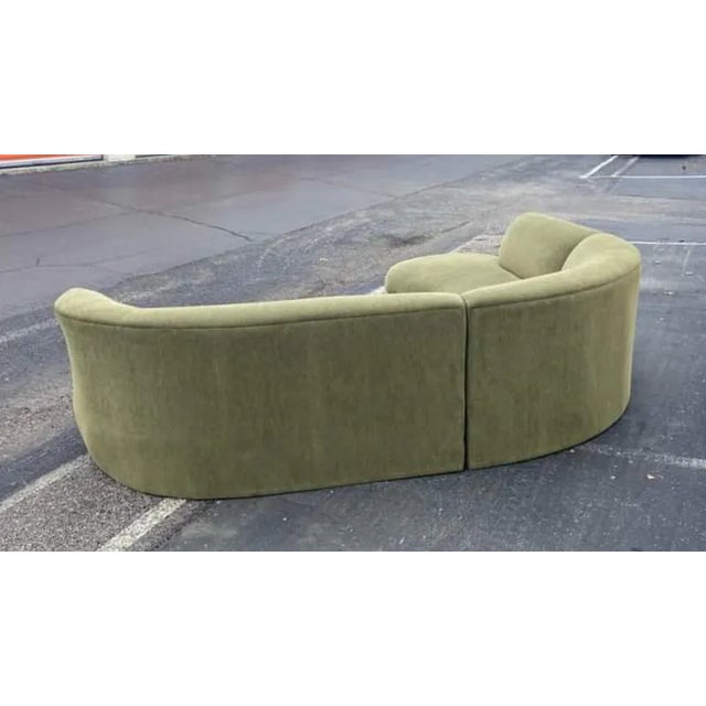 Vintage Serpentine Sectional Sofa For Sale In Columbus - Image 6 of 9