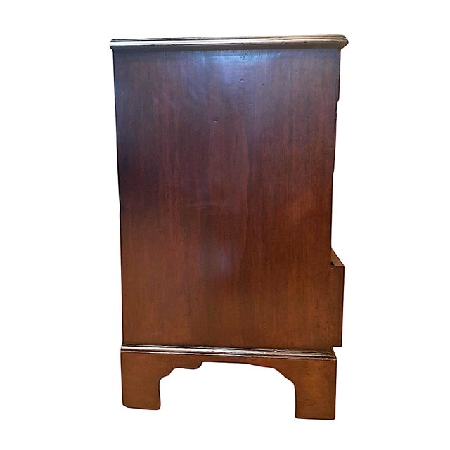 Late 18th Century A Small George III Period Mahogany and Brass Chest of Drawers For Sale - Image 5 of 15