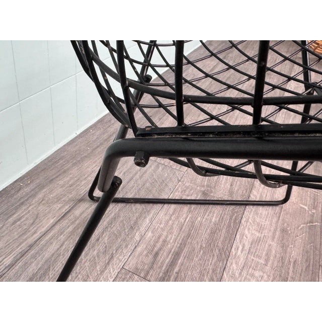 Harry Bertoia Black Metal Armchair in the style of Harry Bertoia for Knoll Inc. / Knoll International, 1970s For Sale - Image 4 of 18
