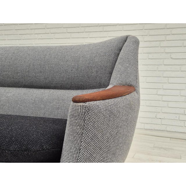 Danish Model 58 Sofa in Wool and Teak by Kurt Østervig, 1960s For Sale - Image 6 of 18