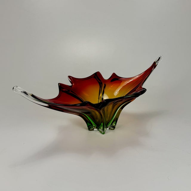 Mid-Century Modern Murano Glass Bowl in Red, Green, & Yellow, Italy, 1960s For Sale - Image 3 of 8