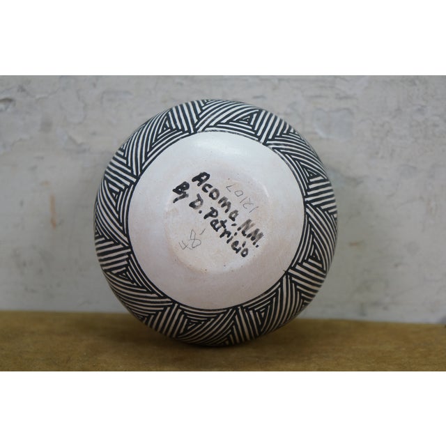 D. Patricio Acoma New Mexico Native Southwestern Pueblo Pottery Vases For Sale - Image 4 of 10
