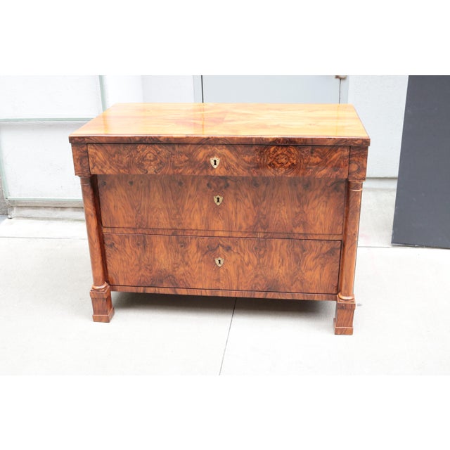 Early 19th Century Fine Single Biedermeier Chest of Drawers For Sale In New York - Image 6 of 10
