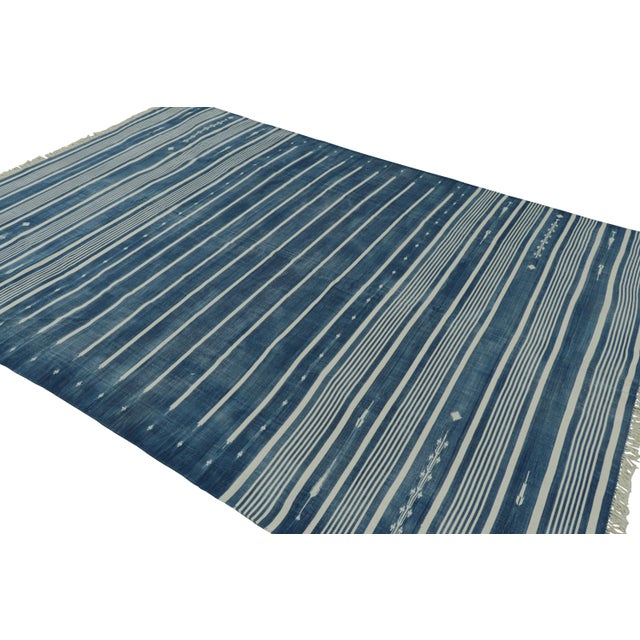 Rug & Kilim Rug & Kilim's Contemporary Dhurrie Rug in Blue and Off-White Stripes - 12x16 For Sale - Image 4 of 8