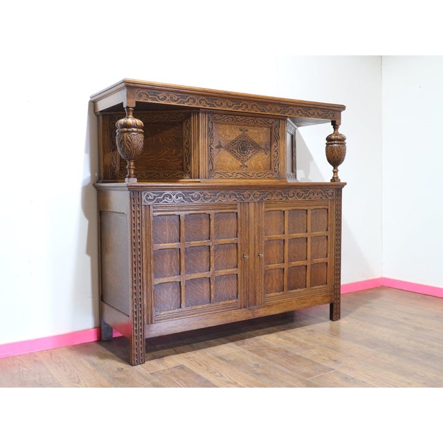 Jacobean Jacobean Style Carved Oak Court Cabinet Cupboard For Sale - Image 3 of 15