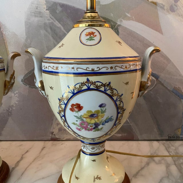 Vintage Late 20th Century Chelsea Style Hand Painted Floral Medallion Urn Style Lamps - a Pair For Sale - Image 6 of 9