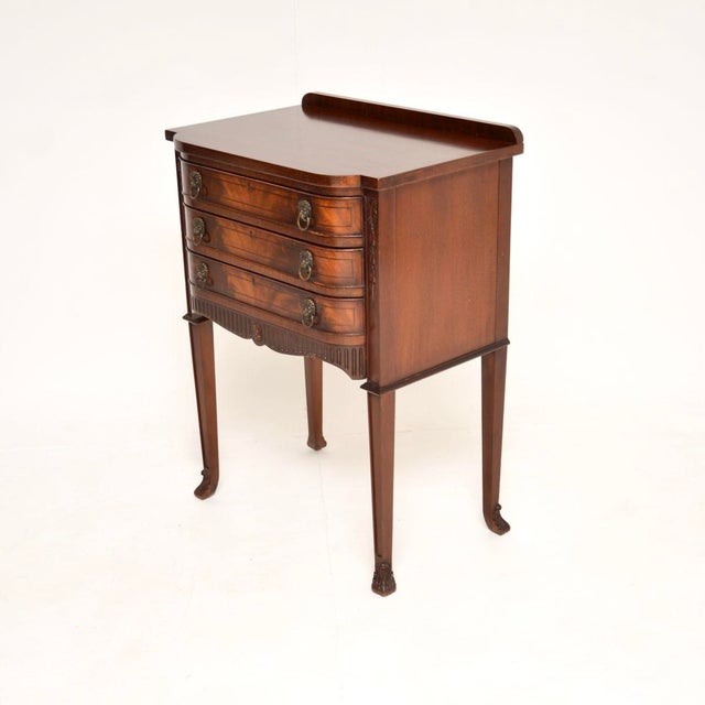 Antique Sheraton Style Side / Server Table, 1930 For Sale - Image 3 of 10