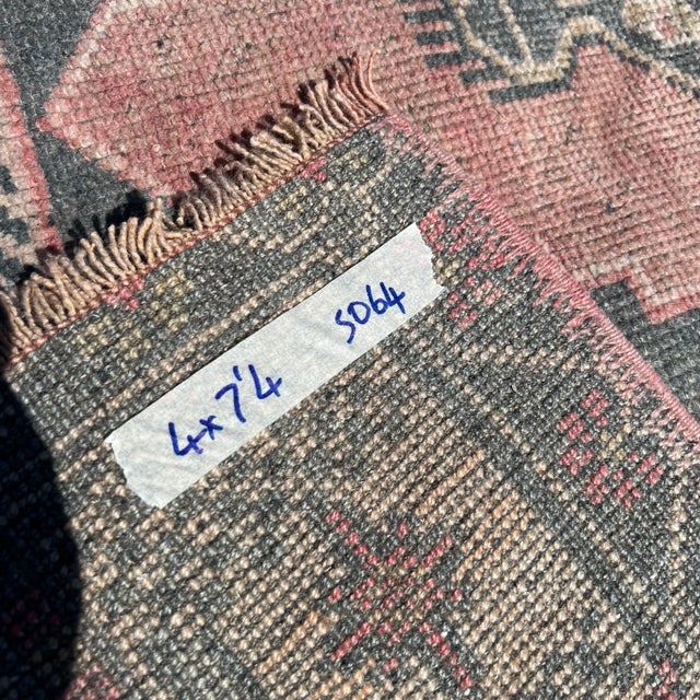 Muted Colors Vintage Oushak Rug For Sale In Houston - Image 6 of 7