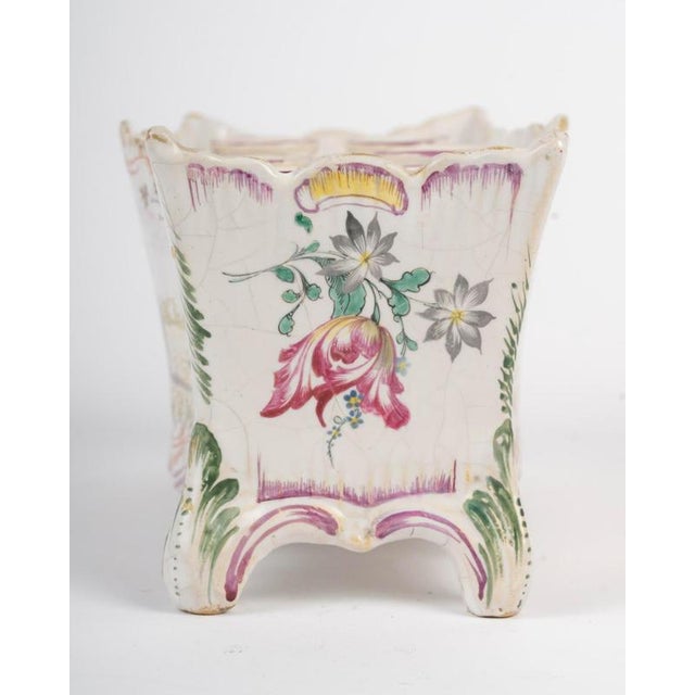 Bouquetière Vase in Porcelain, 18th Century For Sale - Image 5 of 9