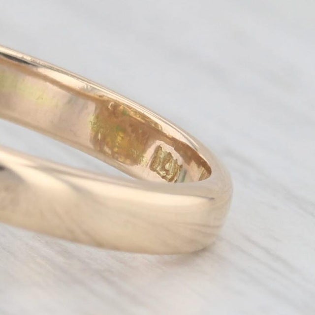 Green Chrysoprase Oval Cabochon Solitaire Ring 14k Yellow Gold Size 5.75 For Sale In Greensboro - Image 6 of 8