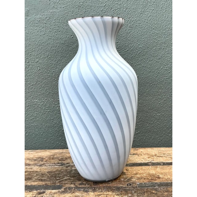 White Vintage Archimede Seguso Murano Glass Vase For Sale - Image 8 of 12