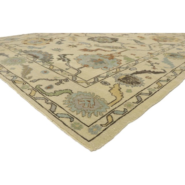Modern Vintage Turkish Oushak Rug 08'10 x 11'02. Blending elements from the modern world with light and airy colors, this...