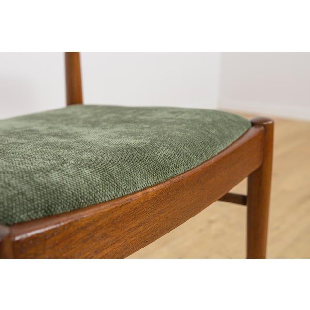 Mid-Century Teak Model 26 Dining Chairs by Henry Kjærnulf for Korup Stolefabrik, Denmark, 1960s, Set of 4 For Sale - Image 18 of 18