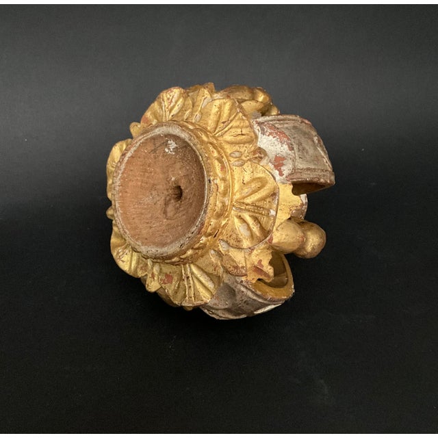 18th Century Baroque Iberian Religious Crown in Carved Gilt and Silvered Wood For Sale - Image 6 of 7