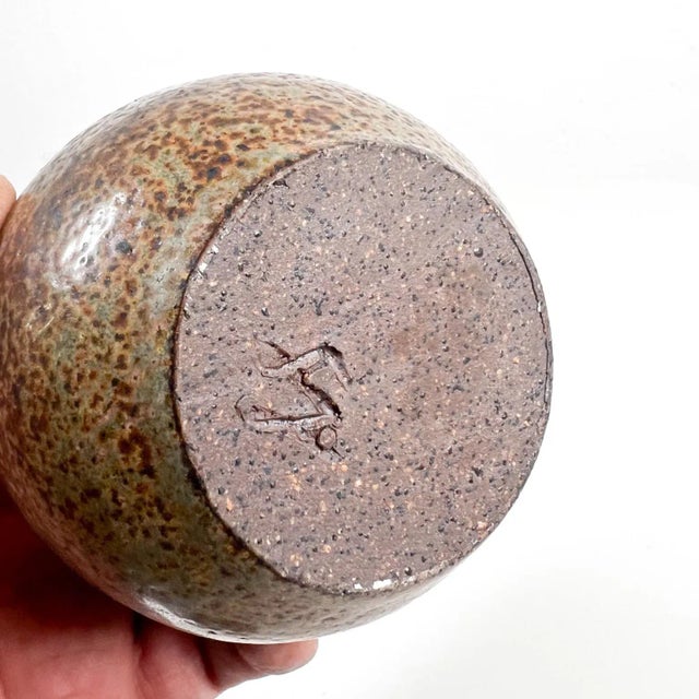 Brown 1970s Modern Studio Art Speckled Glazed Weed Pot Bud Vase For Sale - Image 8 of 12