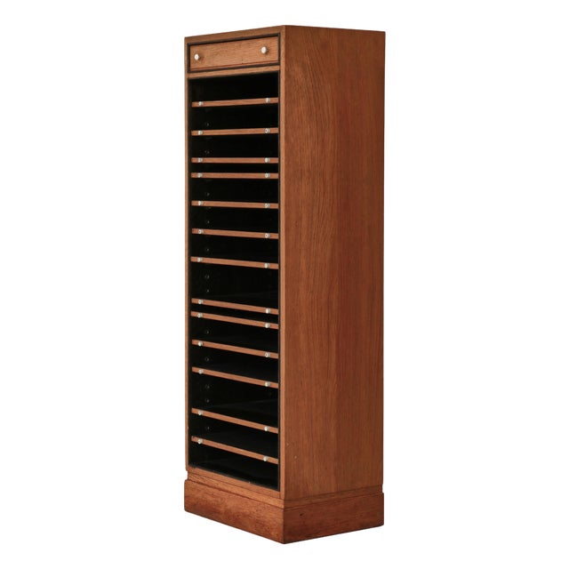 Scandinavian Modern Cabinet in Oak by I.P. Mørck, Denmark, 1930s For Sale