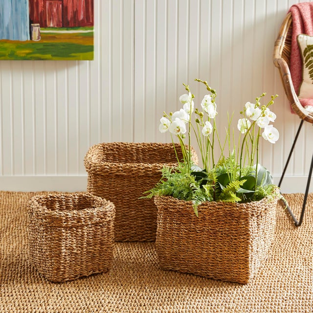 Seagrass is supple, not stiff. Naturally beautiful in color and texture. Natural Interior use. Dust with soft cloth. Do...