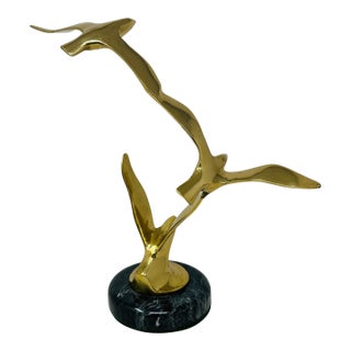 Mid-Century Modern Brass and Marble "Birds in Flight" Table Sculpture, Attributed to C. Jeré For Sale