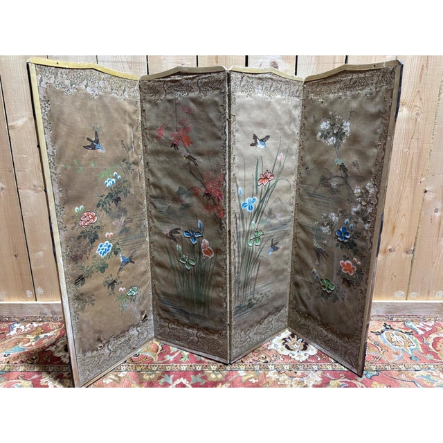19th Century Meiji Japanese Four-Panel Folding Screen in Painted Silk For Sale - Image 11 of 11