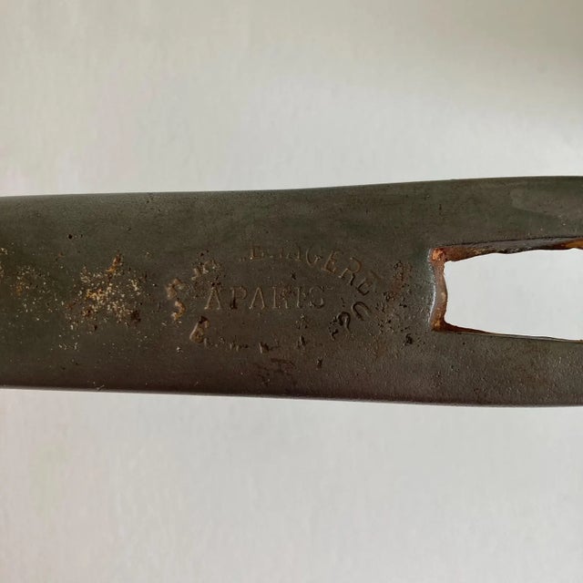 Late 19th Century Circa 1890s, "A La Ménagère (1863-1899) B. Bonne Nouvelle 20" Antique French Copper Pot - "Arrow" Shape Handle For Sale - Image 5 of 15