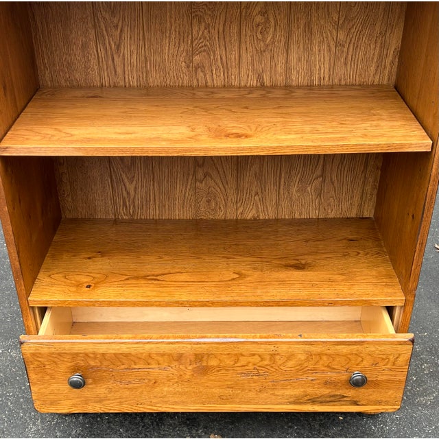 Broyhill Attic Heirlooms Fatmhouse Oak Bookshelf For Sale In New York - Image 6 of 10